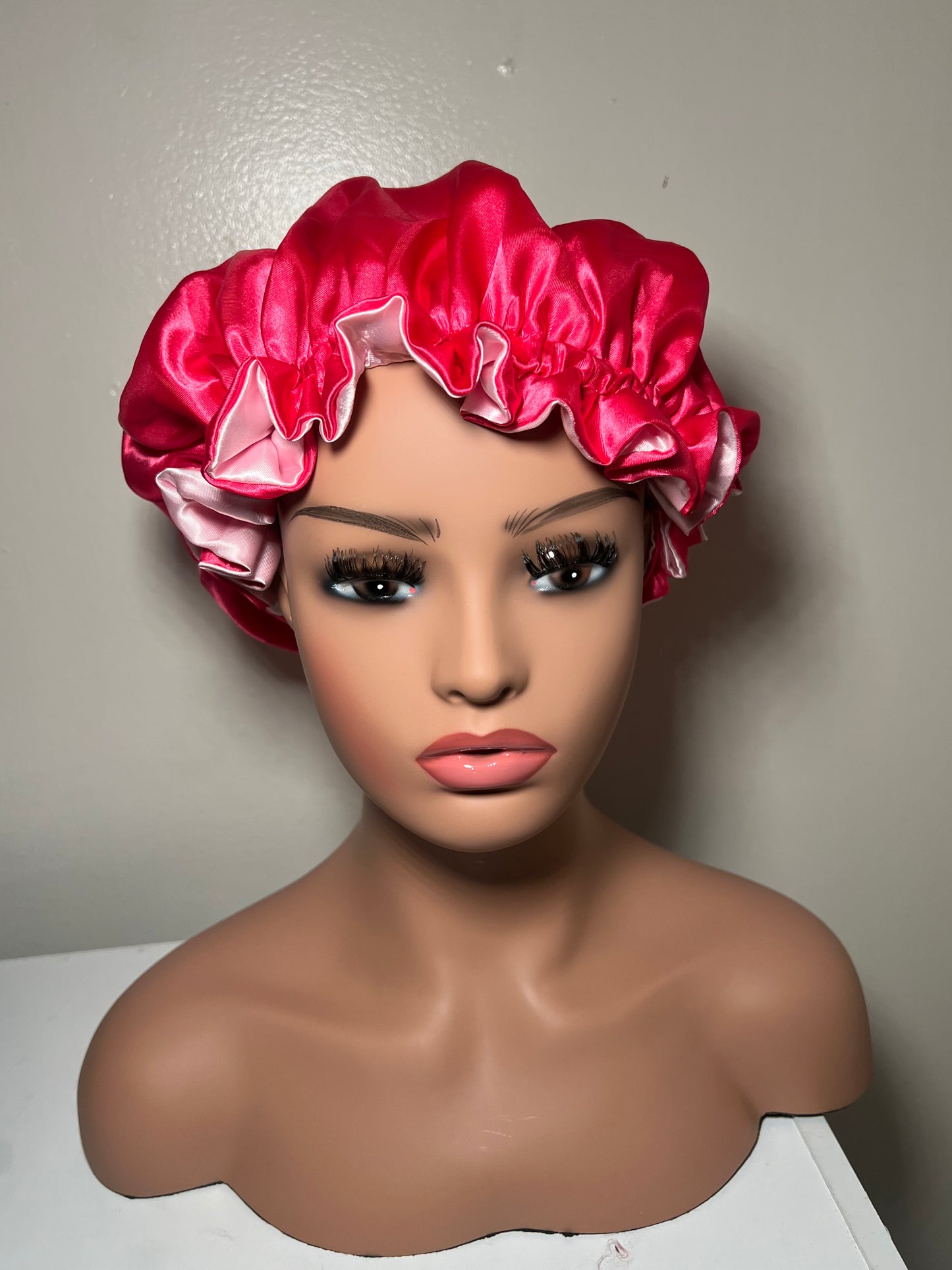 Pink bonnet