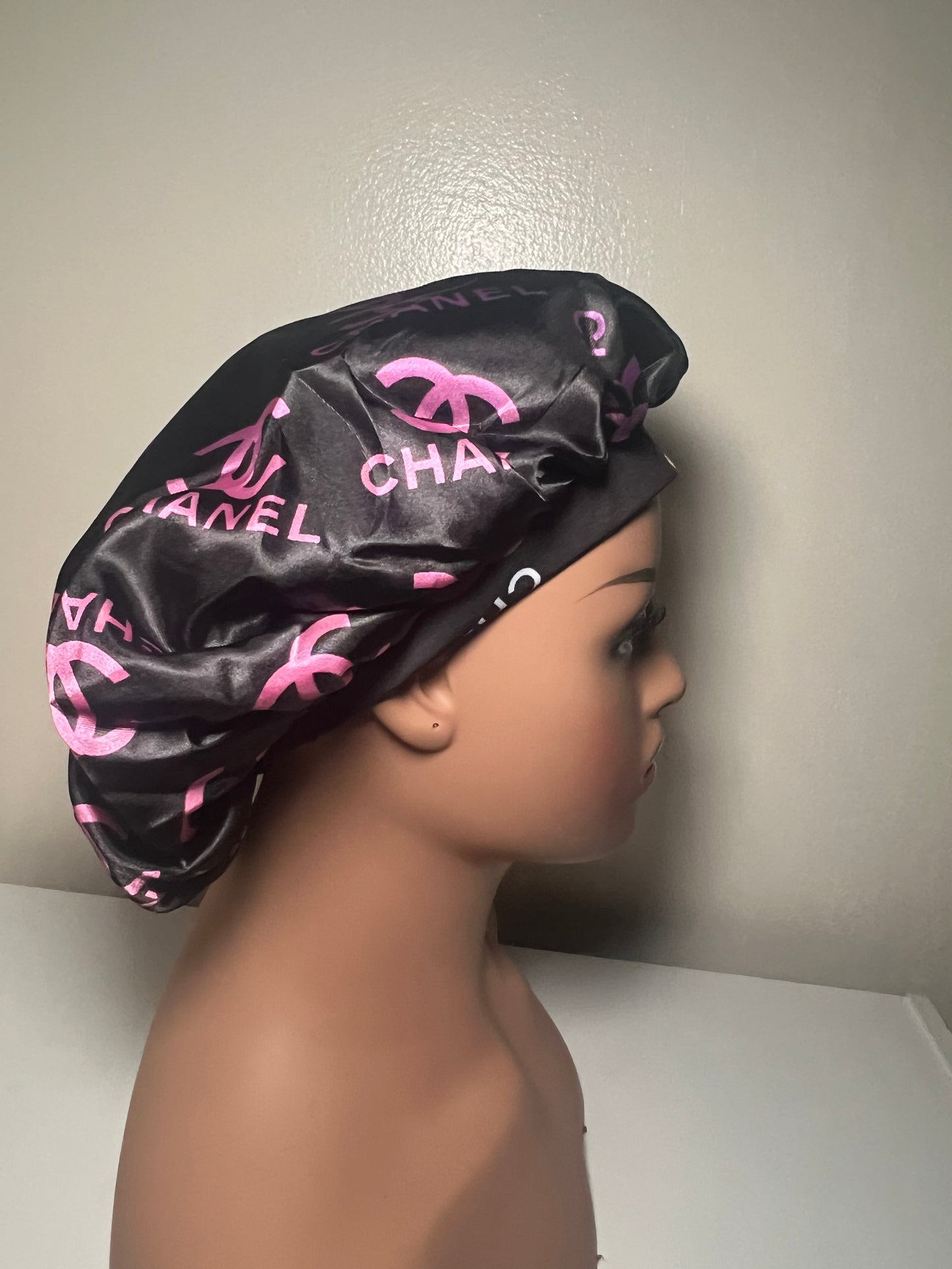 Chanel bonnet