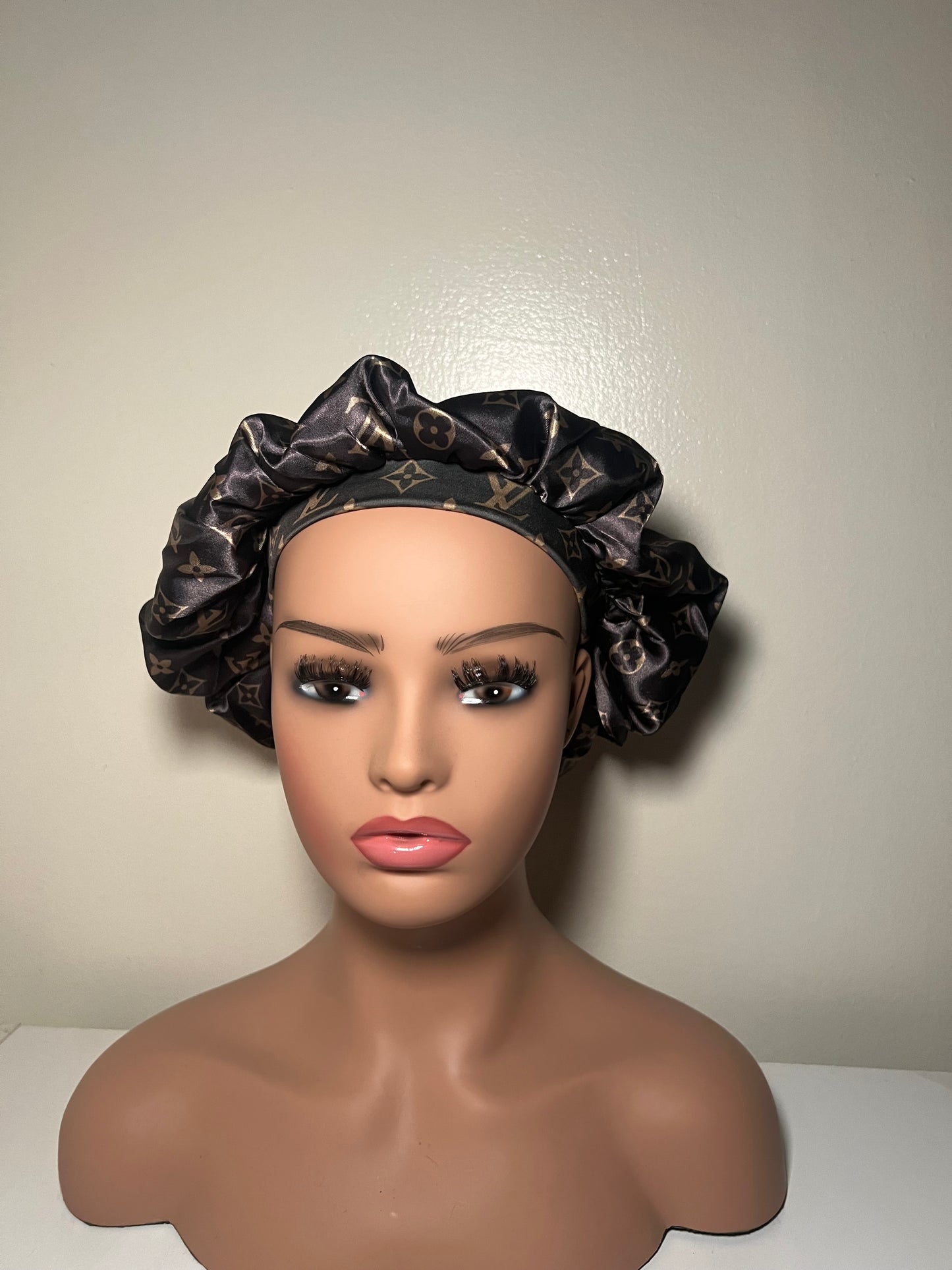 LV bonnet