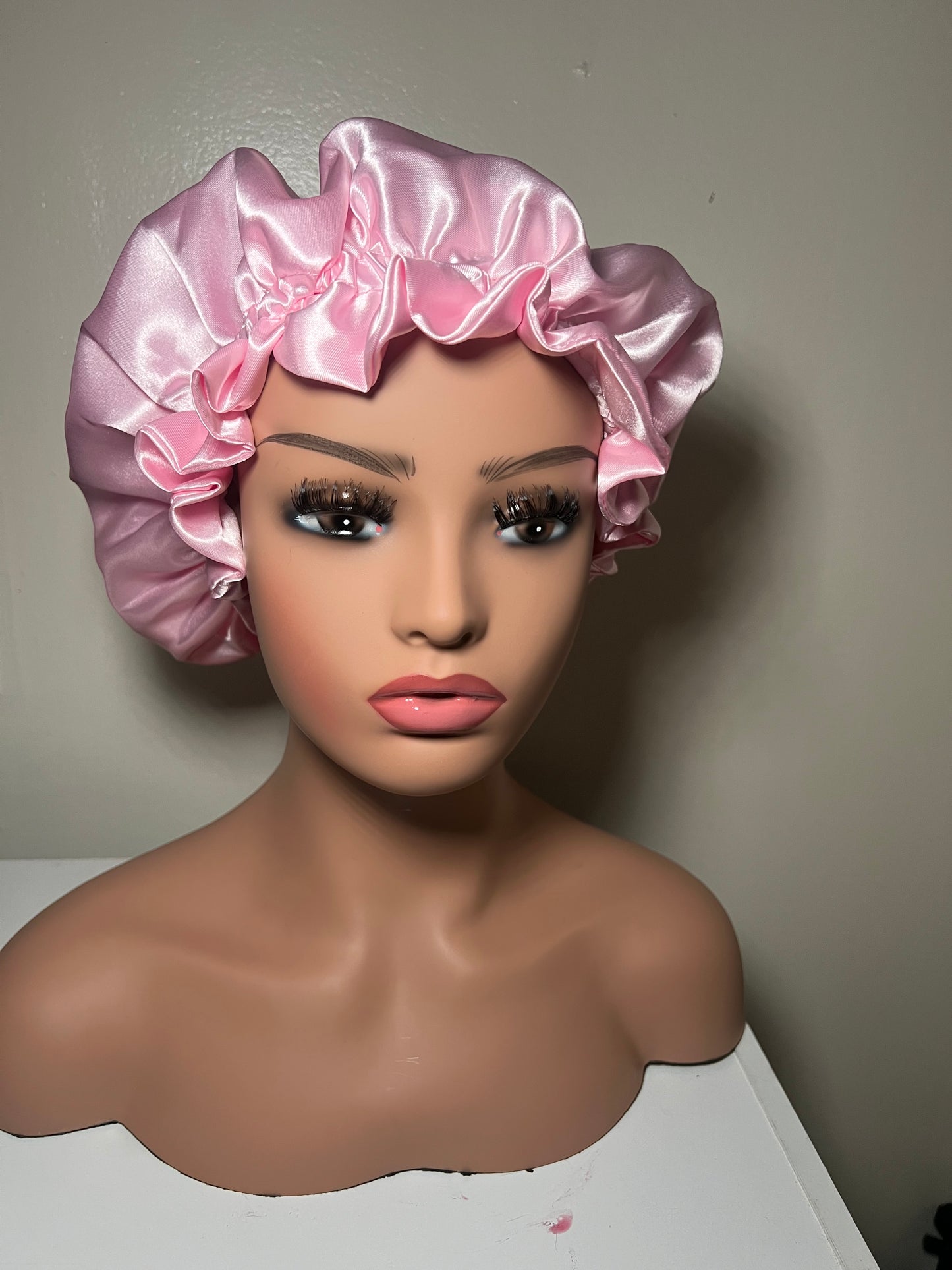 Pink bonnet