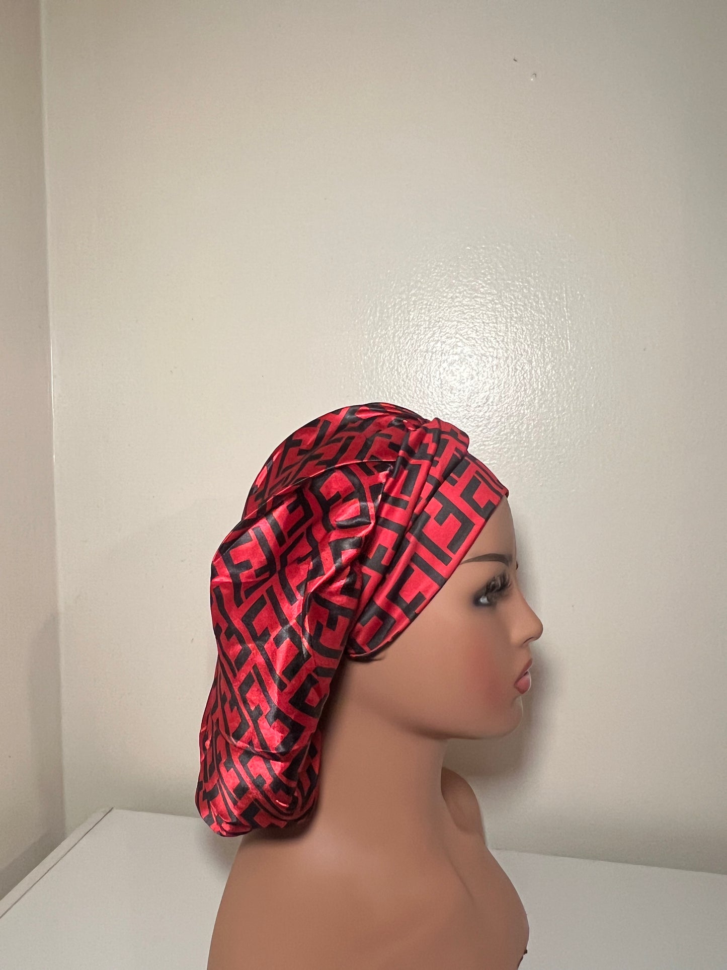 Fendi bonnnet